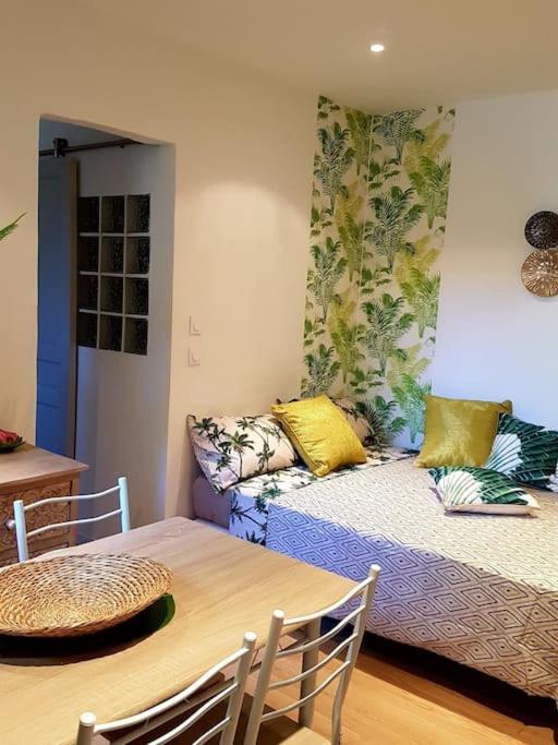 Reve De Coco, Le Port A Pied Apartment Sanary-sur-Mer Exterior photo